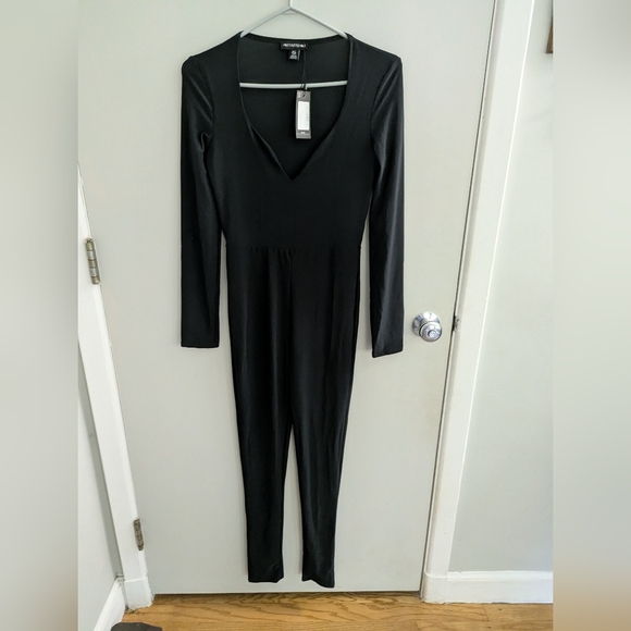 NWT Size 4 US Pretty Little Thing Disco Sweetheart Slinky Jumpsuit Long Sleeves - Picture 2 of 7